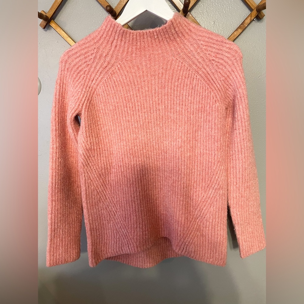 Madewell pink mock neck sweater high low size ribbed xxs